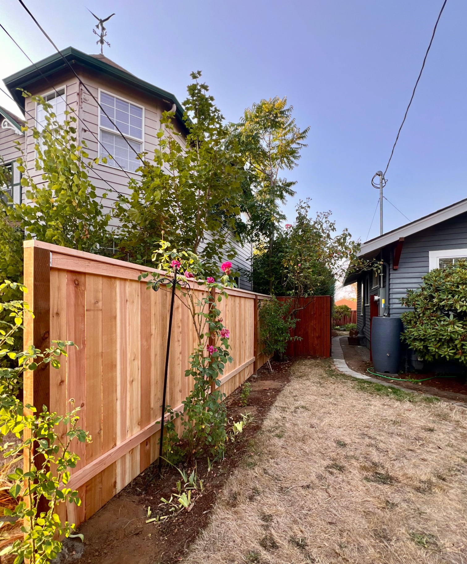 Portland · Cedar Fence with Arbor